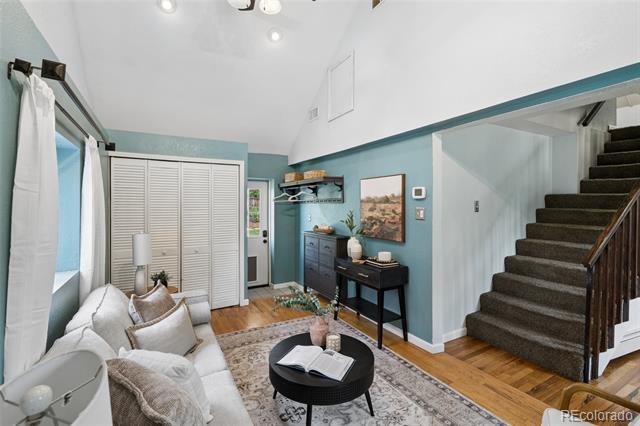 Building Photo - 556 S Canosa Ct