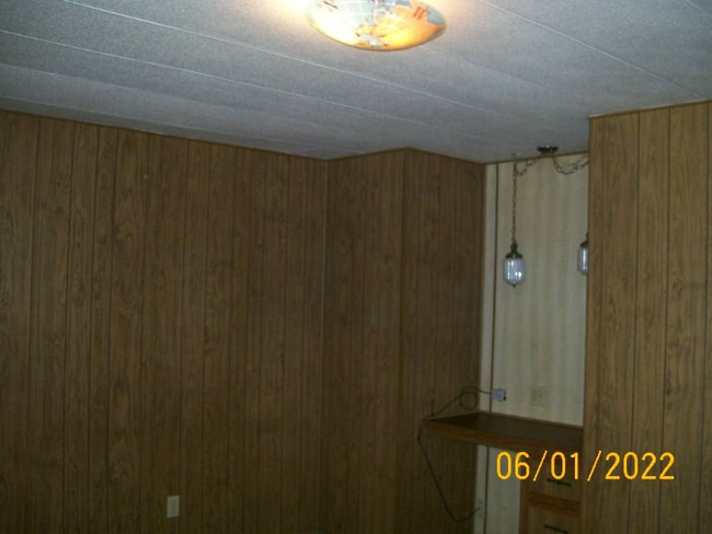 Building Photo - 13 Travertine Ln