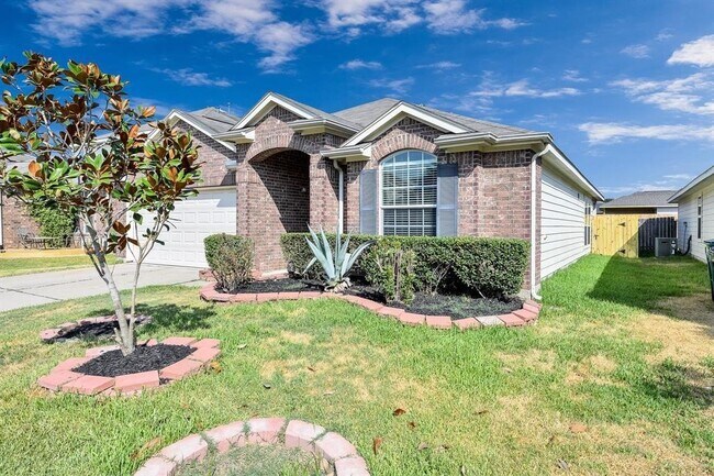 Building Photo - 19454 Plantation Cove Ln