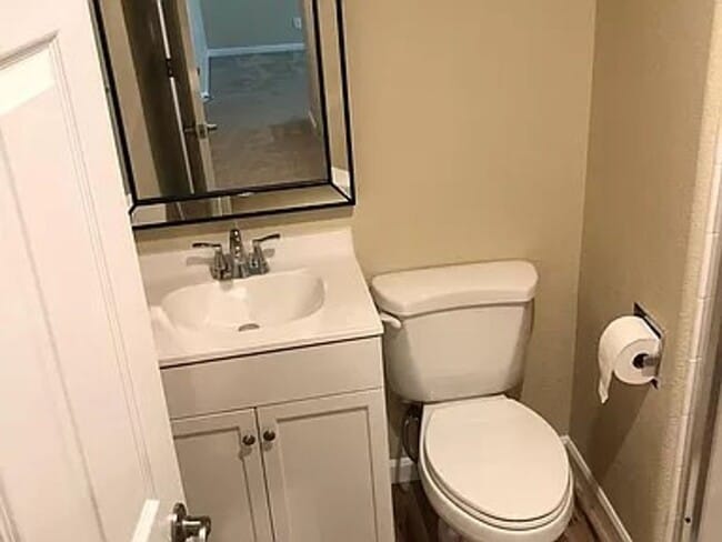 Building Photo - Amazing Home in Desirable District 20 – No...