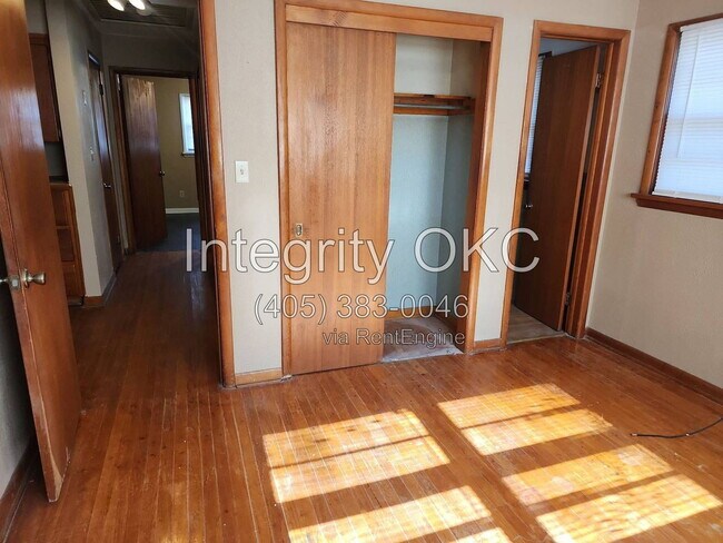 Building Photo - 1216 NW 84th St