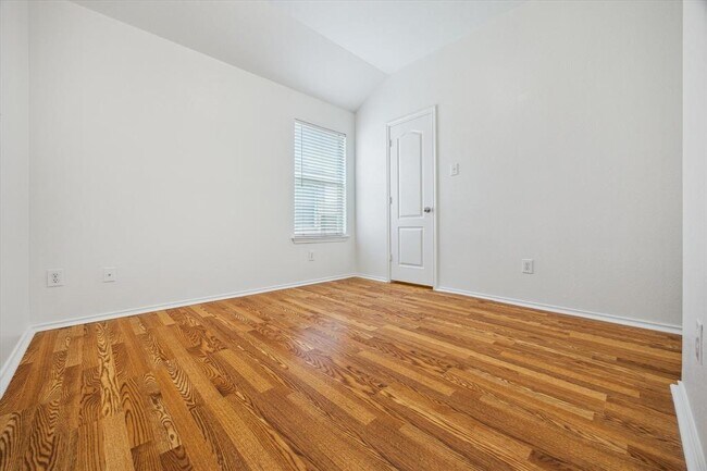 Building Photo - 1314 Rainbow Parke Dr