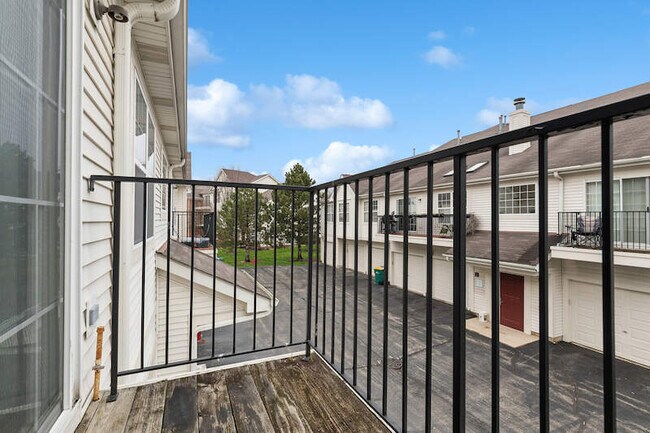 Building Photo - 690 Mill Cir