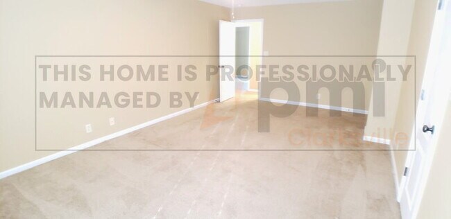 Building Photo - 3416 Bradfield Dr