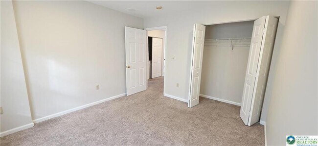 Building Photo - 3791 Knight Dr