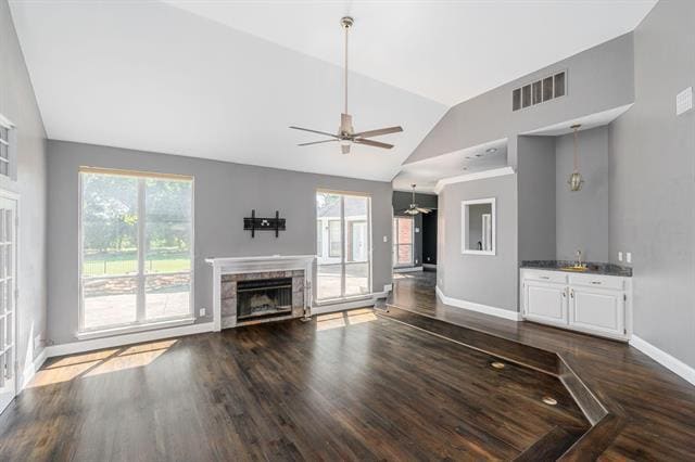 Building Photo - 1380 Meandro Ria Ln