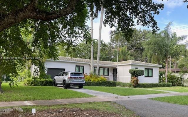 Primary Photo - 415 Bargello Ave