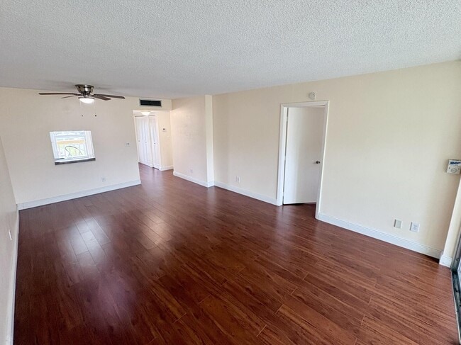 Building Photo - 6070 NW 64th Ave