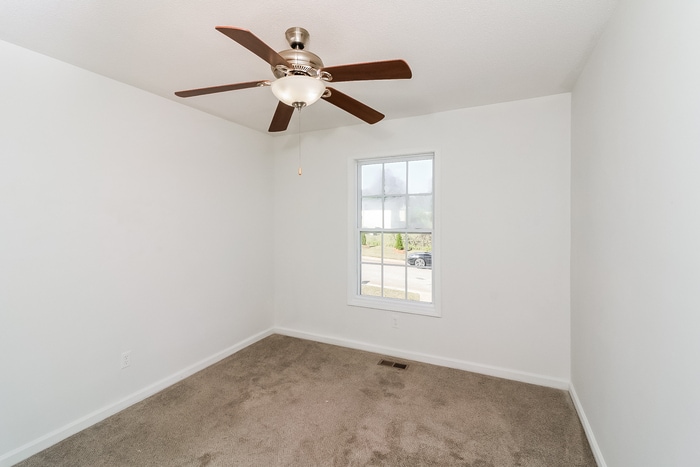 Building Photo - 305 Brook Ct