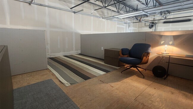 Building Photo - 1435 FM 1463