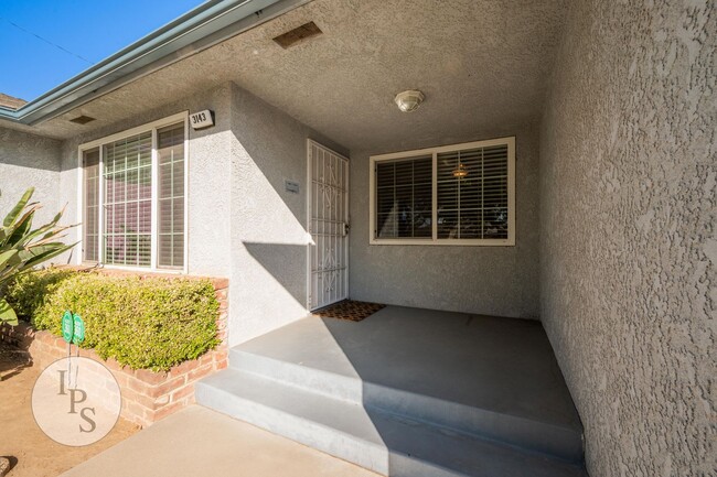 Building Photo - Beautifully Maintained Fresno Home, Near F...