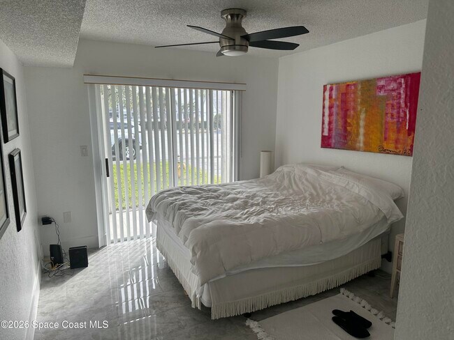 Building Photo - 201 Ocean Park Ln