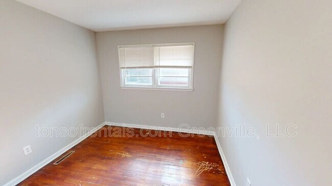 Building Photo - 362 Ammons Rd