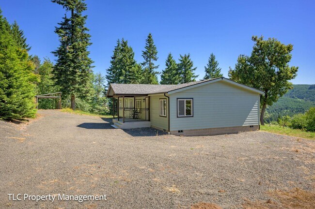 Building Photo - 3bd/2bath Home with a view!!
