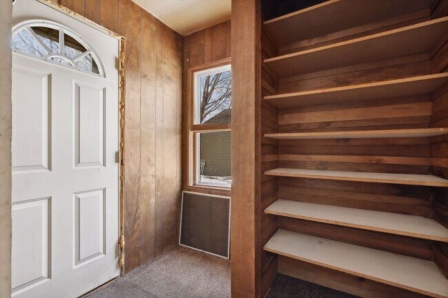 Building Photo - 1119 Matilda St