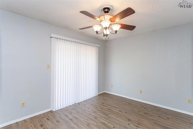 Building Photo - 5238 Kingston Dr