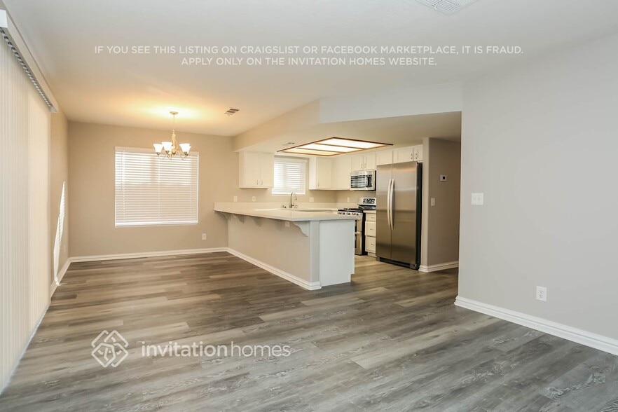 Building Photo - 9432 Deer Lodge Ln