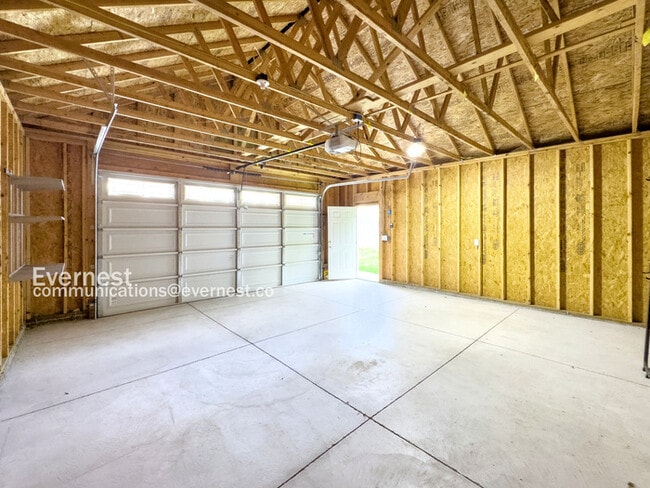 Building Photo - 3712 Elmhurst Ave