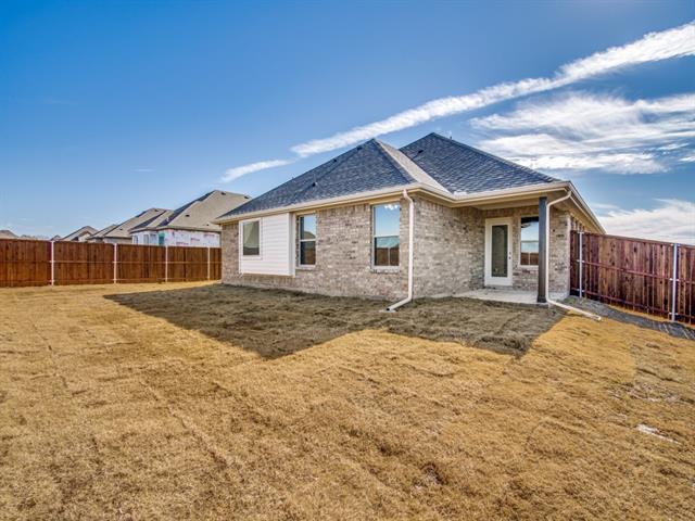 Building Photo - 512 Redbud Dr