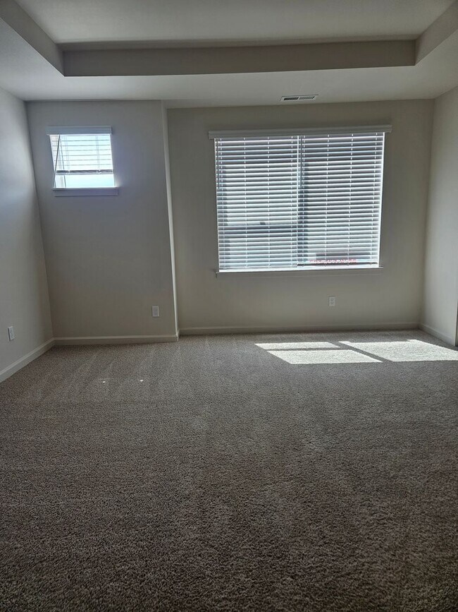 Building Photo - Brand New 3 Bedroom 2 1/2 bath Townhouse