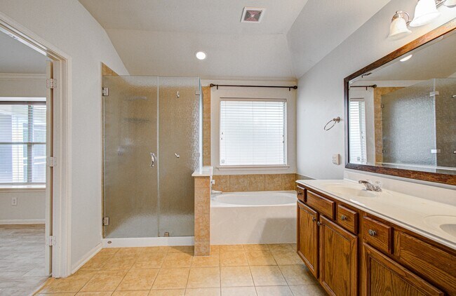 Building Photo - 21922 Catoosa Dr