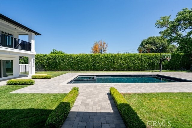 Building Photo - 20701 Dumont St