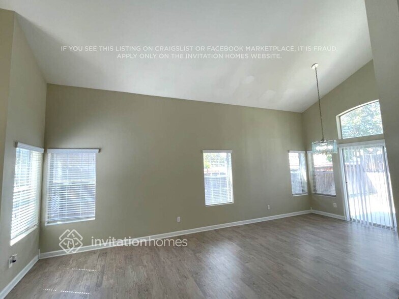 Building Photo - 22790 Downing St