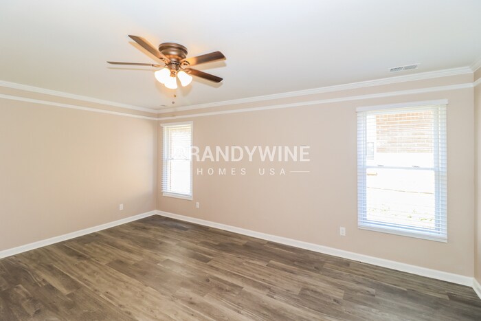 Building Photo - 9914 Leda Cove