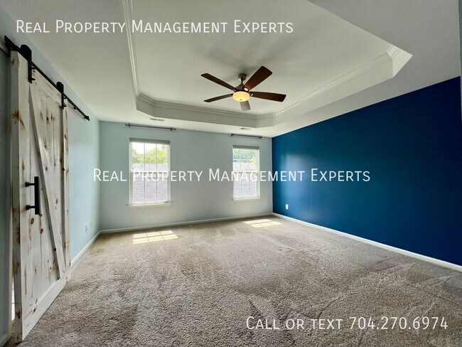 Building Photo - 6564 Hasley Woods Dr