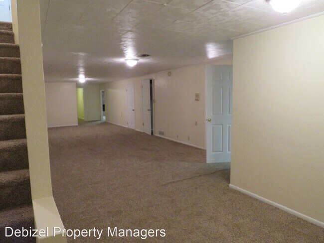 Building Photo - 5 br, 3 bath House - 3234 Jack Burke Lane
