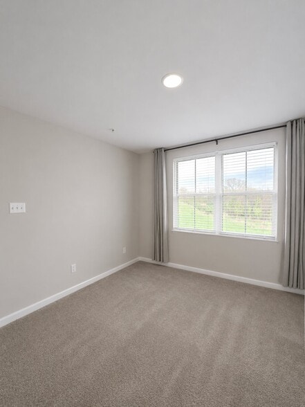 Building Photo - 53 Bristoe Sta Rd