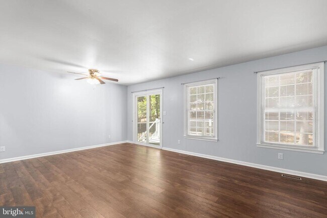 Building Photo - 10704 Cobblestone Dr