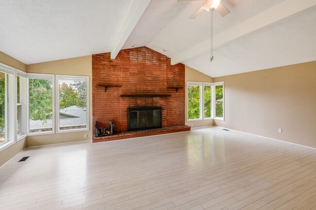 Building Photo - Beautiful 3 Bed, 1.5 Bath Rental Home in G...