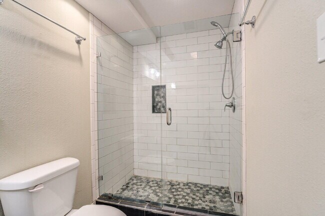 Building Photo - 2704 Canton Ave