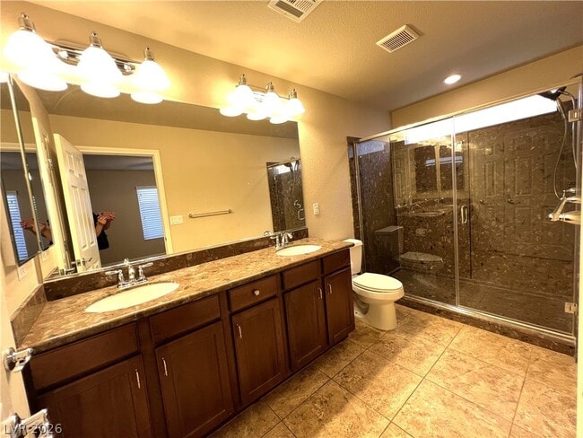 Building Photo - 6789 Flamenco Ct