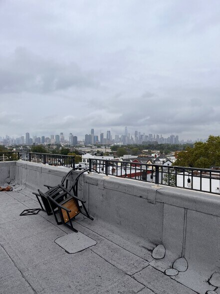 Building Photo - 73 Arlington Ave