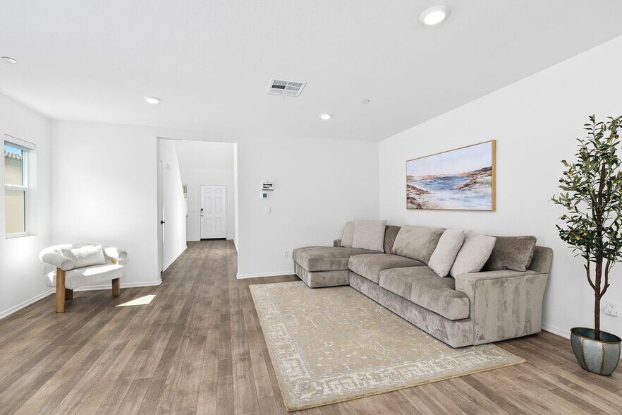 Building Photo - 28876 Camaro