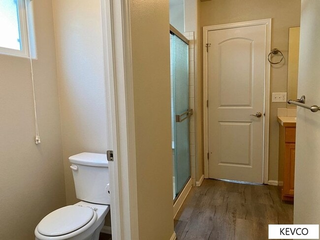 Building Photo - Stunning Home In Rigden Farms