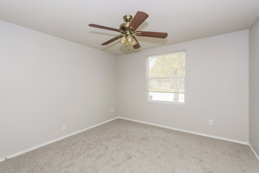 Building Photo - 816 Bessemer Dr