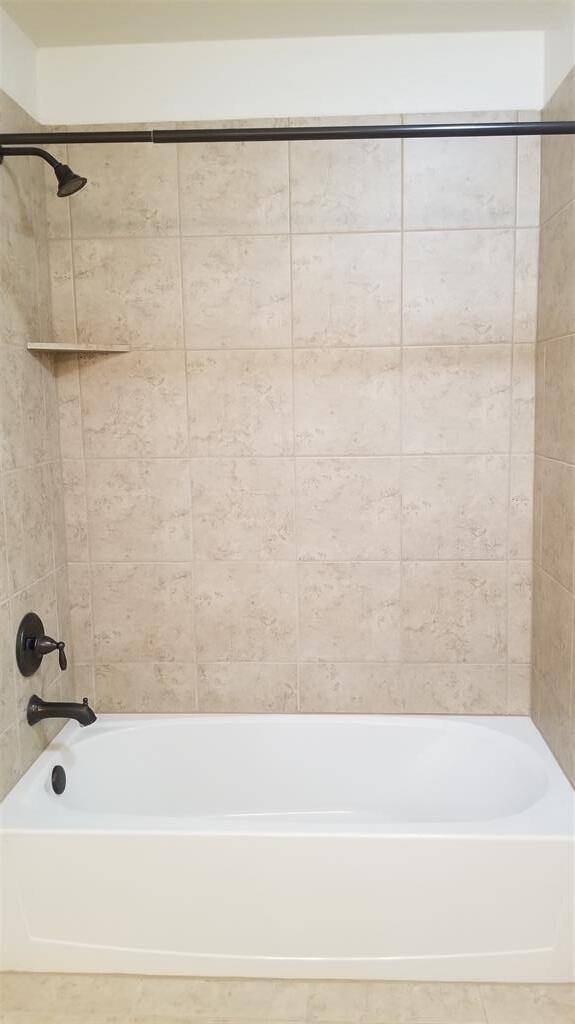 Building Photo - 1616 Treeta Trail