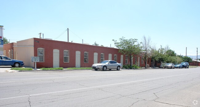 Building Photo - 2310 Magoffin Ave