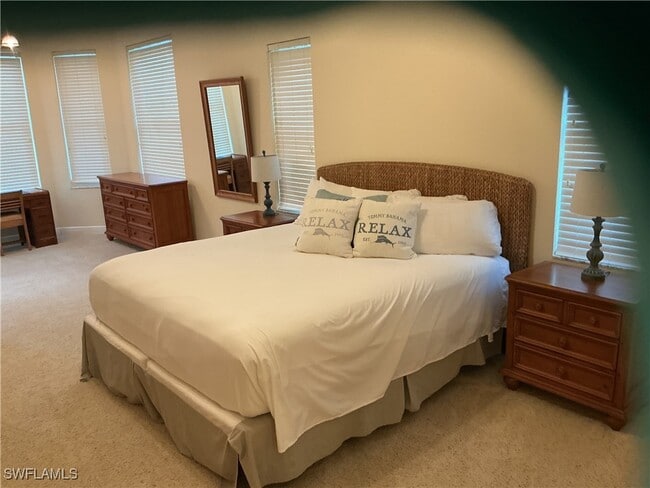 Building Photo - 2605 Beach Pkwy W