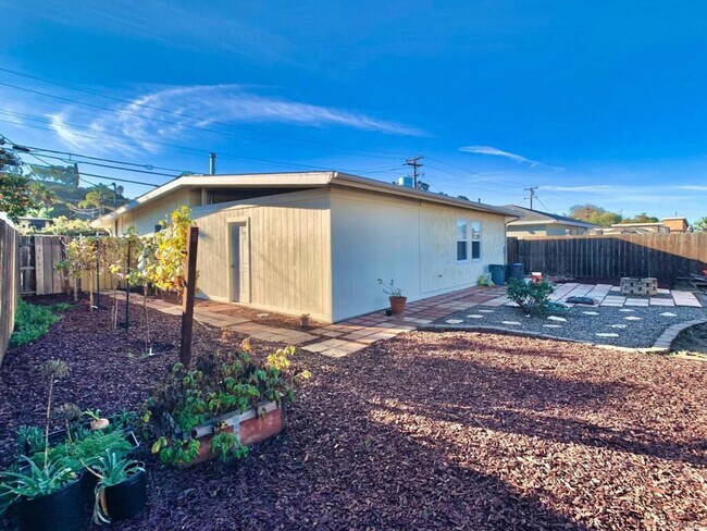 Building Photo - 6090 Rock St