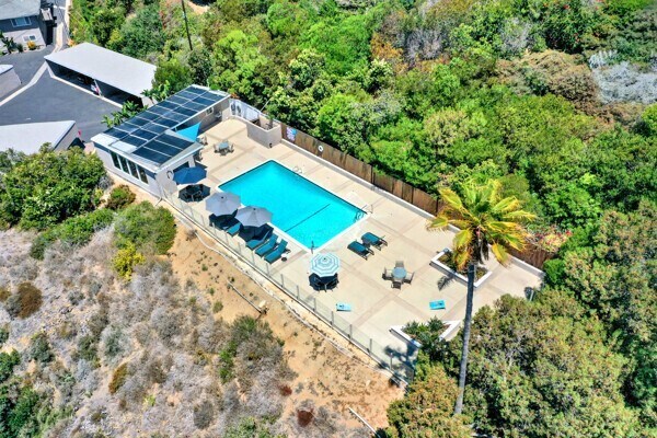 Building Photo - 21692 Ocean Vista Dr