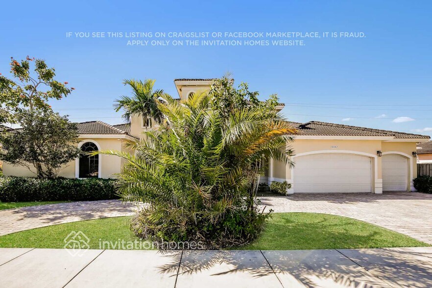 Primary Photo - 8442 SW 196th Terrace