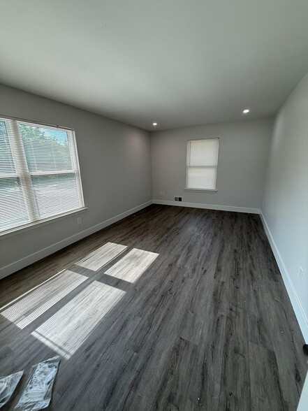 Building Photo - 1255 NJ-166