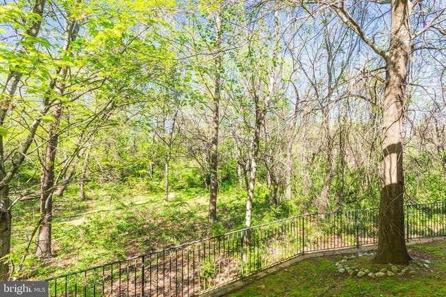 Building Photo - 400 Long Trail Terrace