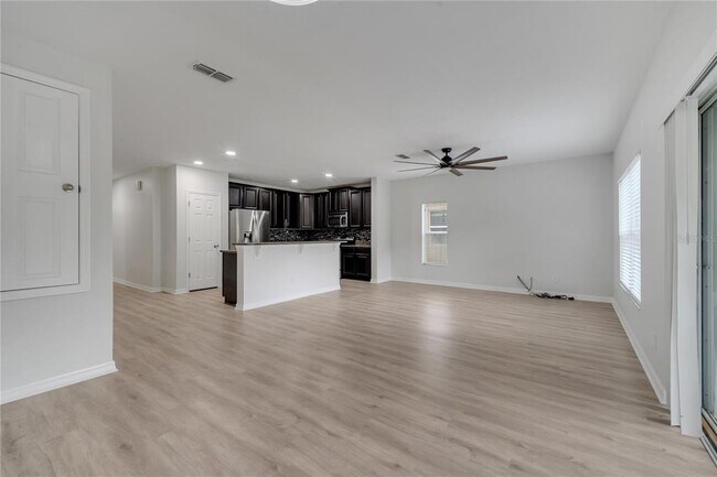 Building Photo - 1420 Marsh Meadow Ln