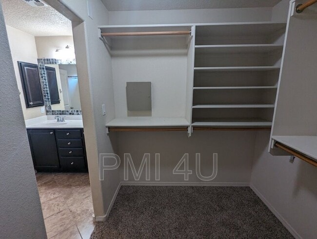 Building Photo - 2035 Ferndale Rd SE