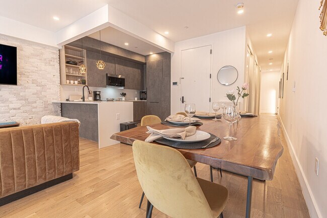 Building Photo - 233 Covert St.